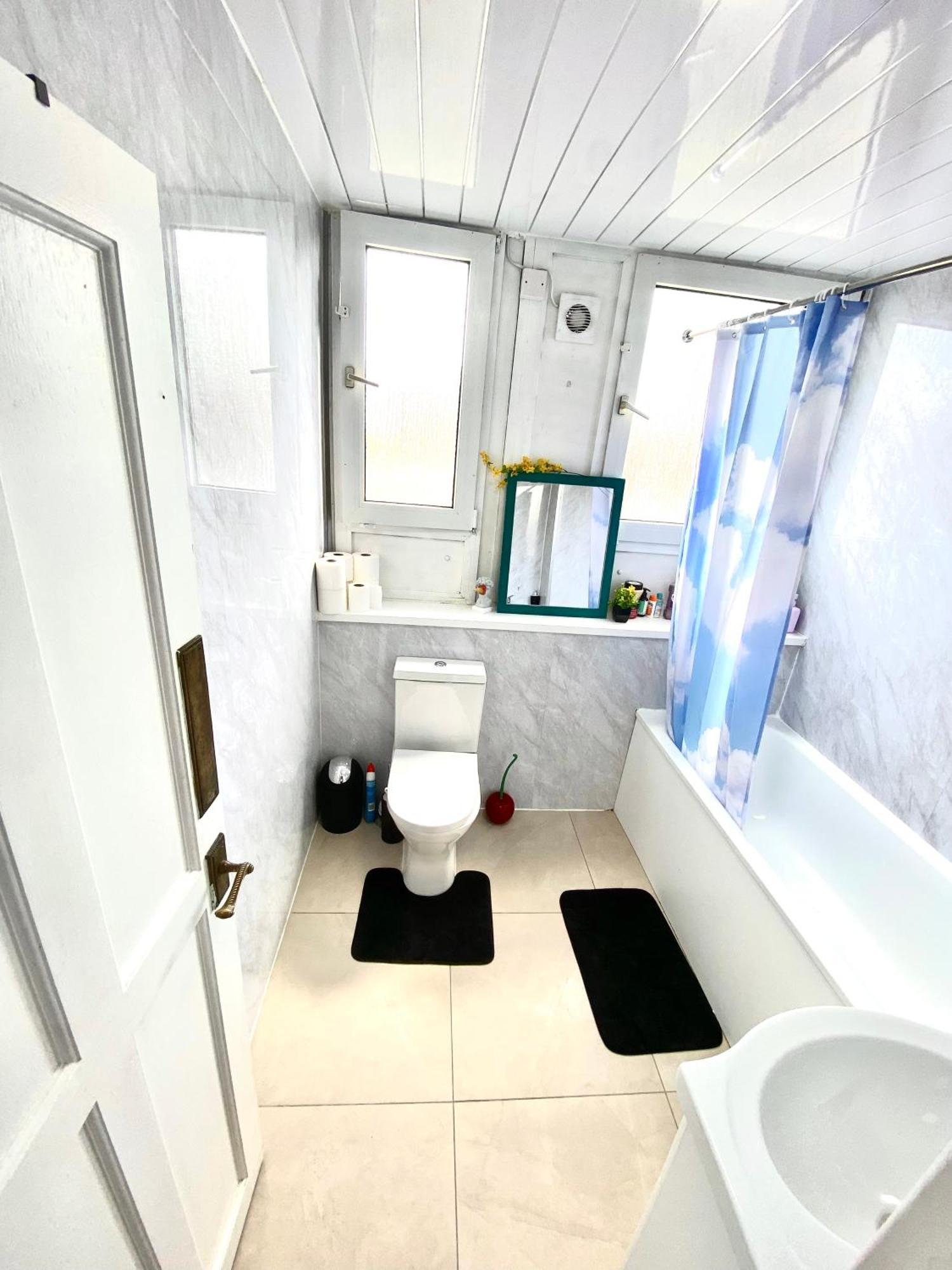 לונדון Canary Wharf Serviced Apartement מראה חיצוני תמונה
